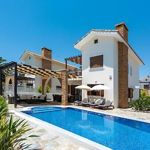 Villa Sea Front Costa Blu By Ezoria, Ayia Napa